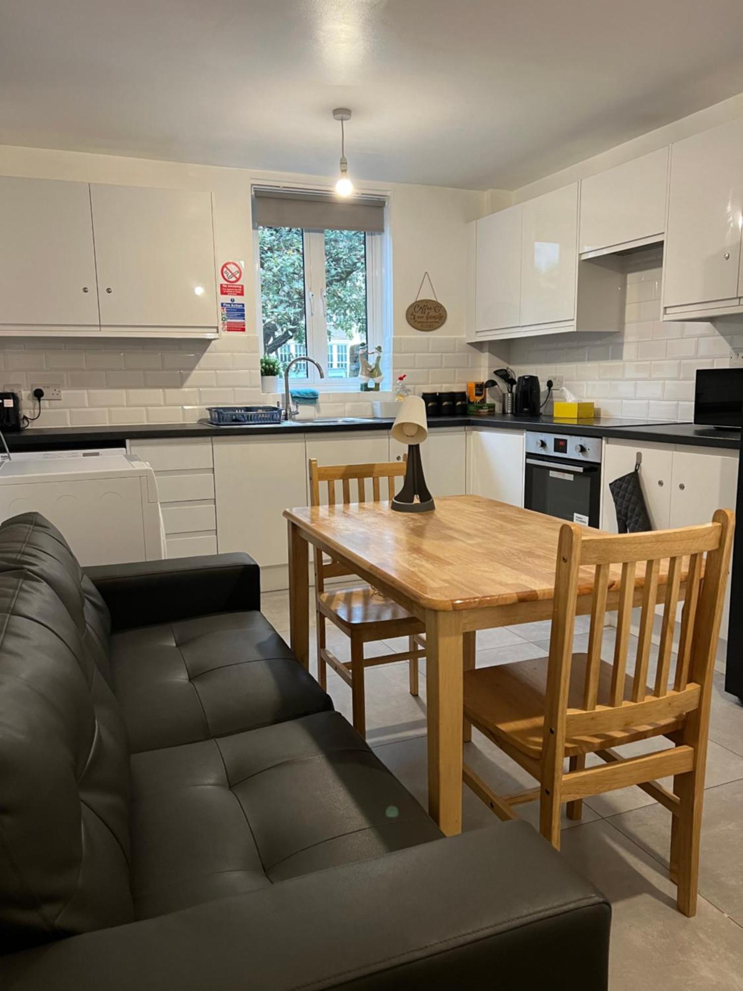 Lovely Double Rooms In Euston & Square In Central לונדון מראה חיצוני תמונה