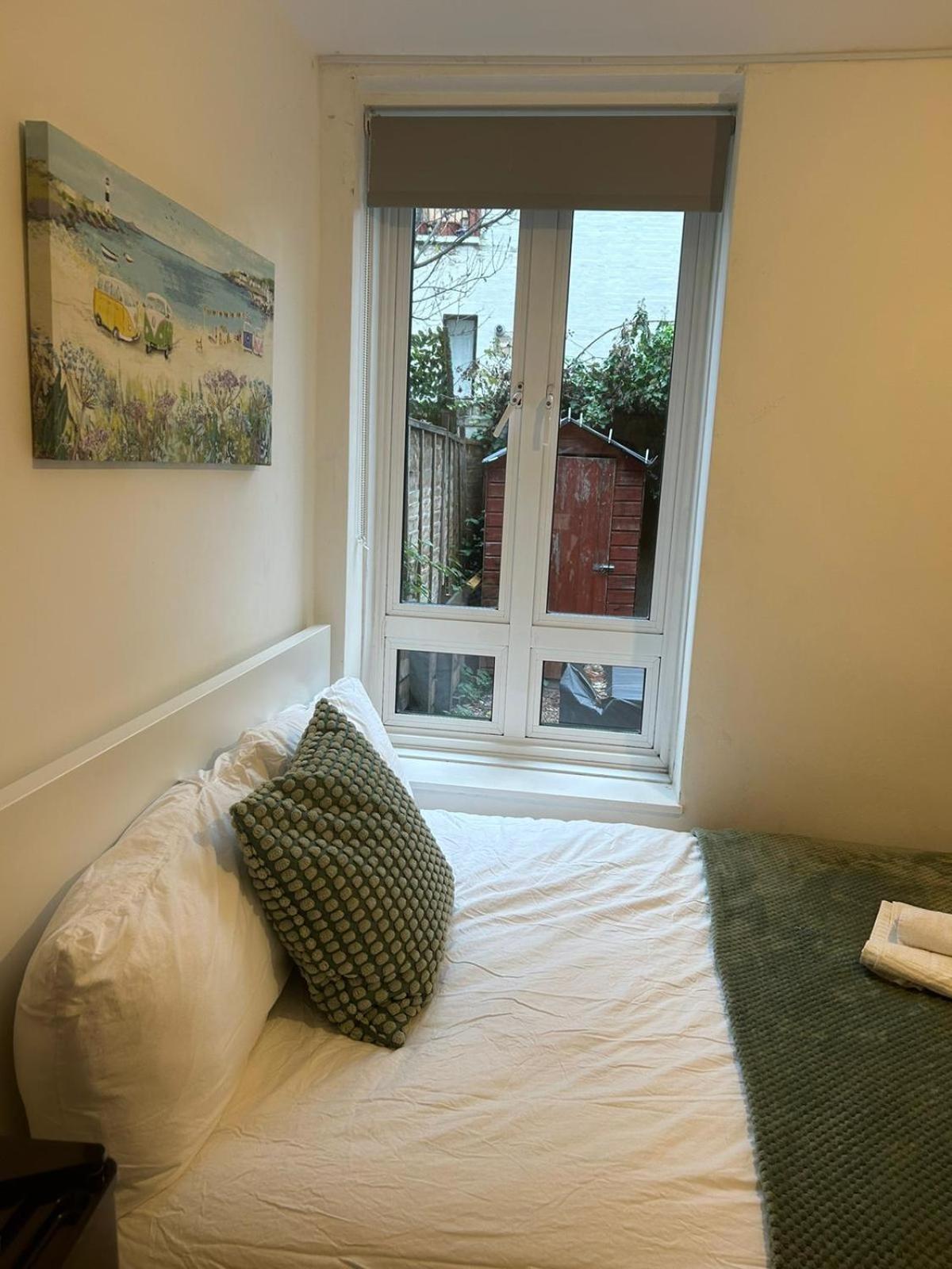 לונדון Lovely Double Rooms In Euston & Square מראה חיצוני תמונה